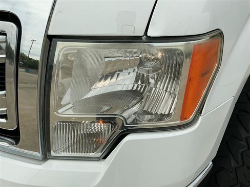 Used 2016 Ford F150 Lariat w/ Equipment Group 501A Mid AWD/4WD image 17