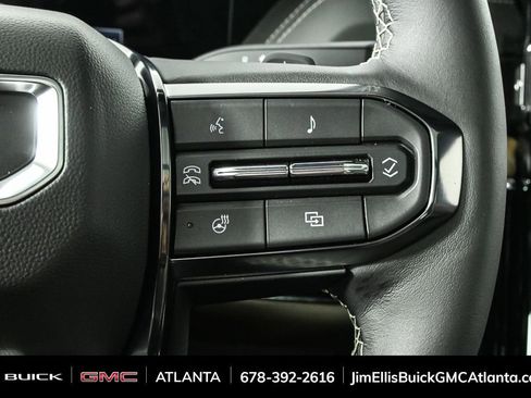 Used 2026 GMC Yukon Denali Ultimate image 13