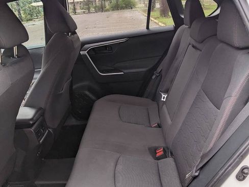 Used 2021 Toyota RAV4 SE w/ Weather & Moonroof Package AWD/4WD image 16
