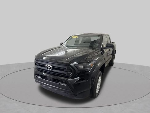 Used 2024 Toyota Tacoma SR5 RWD image 4