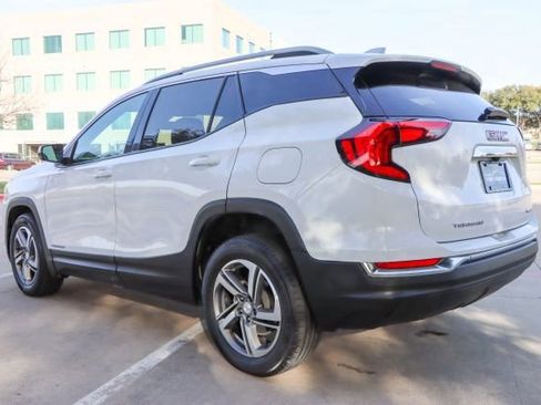 Used 2021 GMC Terrain SLT image 5