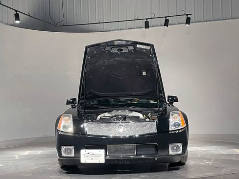 Used 2005 Cadillac XLR image 27