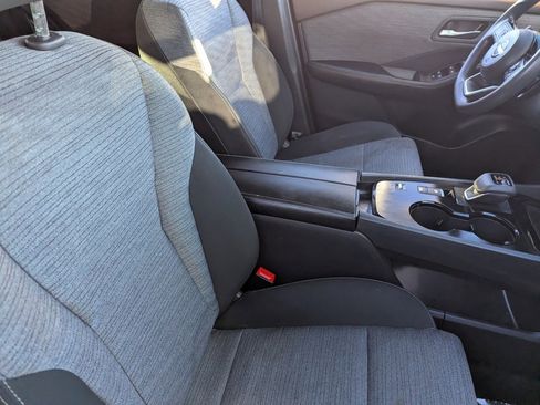 Certified 2023 Nissan Rogue SV image 11