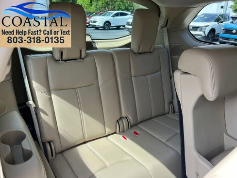 Used 2017 Nissan Pathfinder SL w/ SL Tech Package FWD image 26