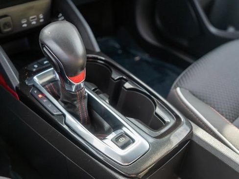 Used 2023 Chevrolet TrailBlazer RS FWD image 32