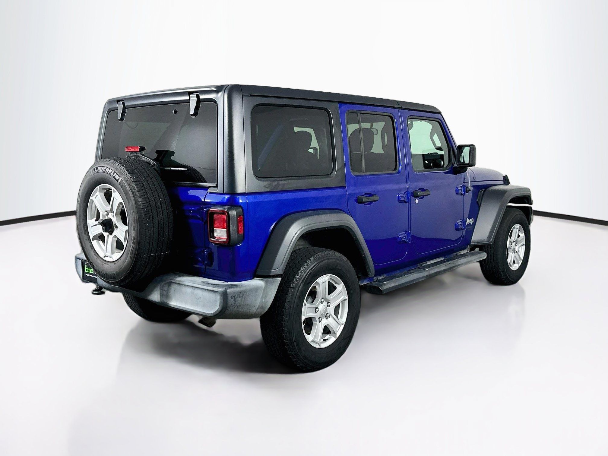 Used 2019 Jeep Wrangler Unlimited Sport S AWD/4WD image 9