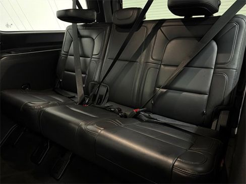 Used 2022 Lincoln Navigator L Reserve image 20