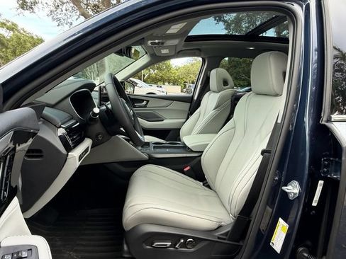 New 2026 Acura MDX w/ Technology Package FWD image 9