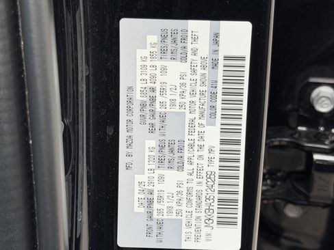Used 2025 MAZDA CX-90 Plug-In Hybrid w/ Preferred AWD/4WD image 32