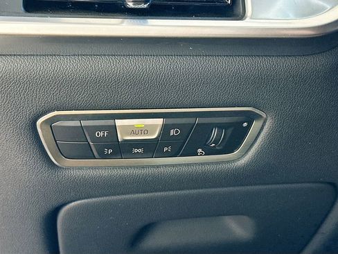 Used 2023 BMW X7 xDrive40i w/ M Sport Package image 10