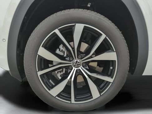 New 2026 Volkswagen Atlas SEL Premium R-Line AWD/4WD image 47