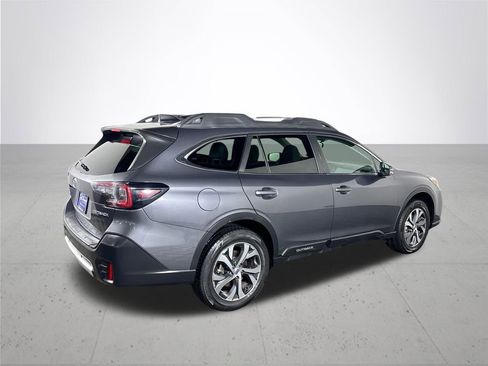 Used 2021 Subaru Outback Limited image 6
