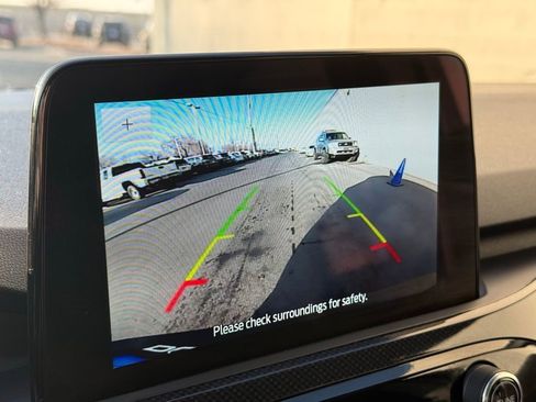 Used 2025 Ford Escape ST-Line image 15