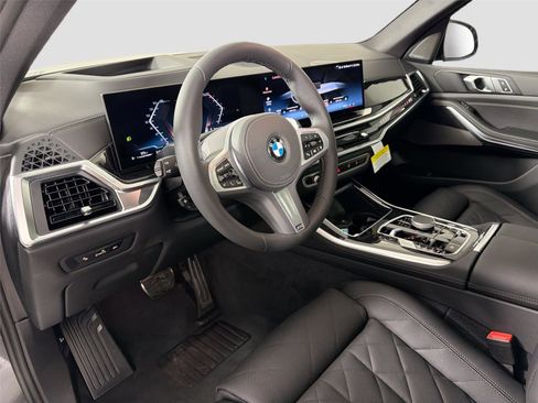 New 2026 BMW X5 xDrive40i AWD/4WD image 9