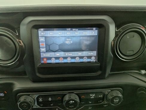 Used 2020 Jeep Wrangler Unlimited Sport image 6