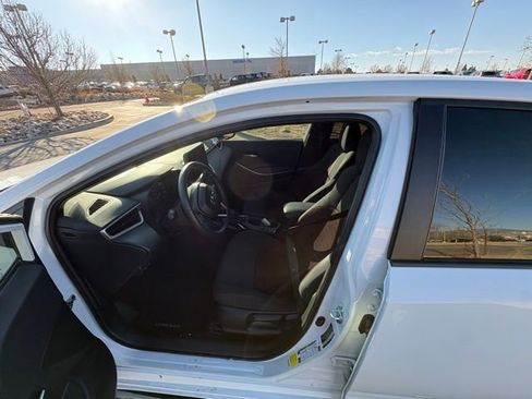 Used 2024 Toyota Corolla SE image 13