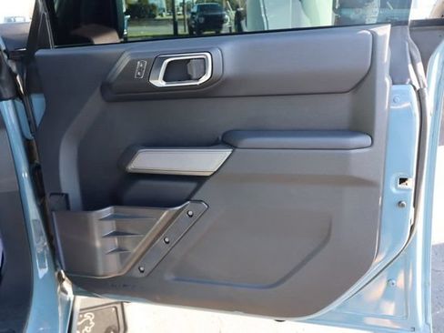 Used 2021 Ford Bronco First Edition AWD/4WD image 41