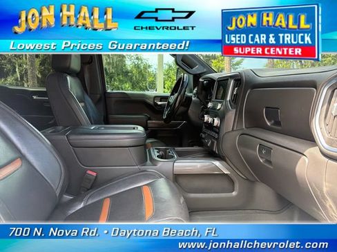 Used 2020 GMC Sierra 1500 AT4 w/ AT4 Premium Package AWD/4WD image 12
