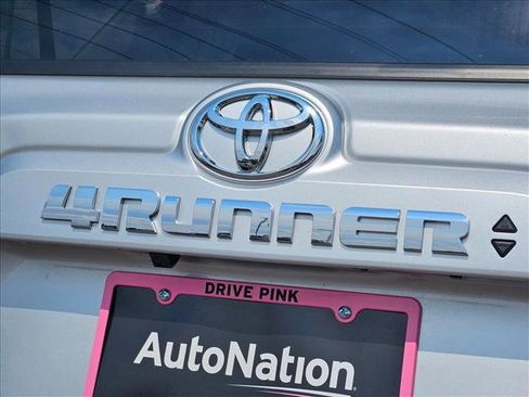 Used 2024 Toyota 4Runner SR5 AWD/4WD image 30