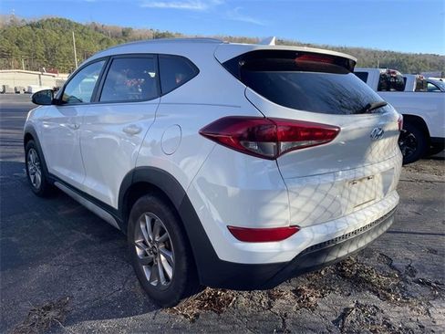 Used 2018 Hyundai Tucson SEL image 4