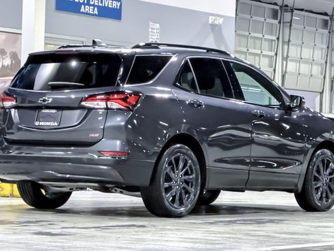Used 2023 Chevrolet Equinox RS image 8