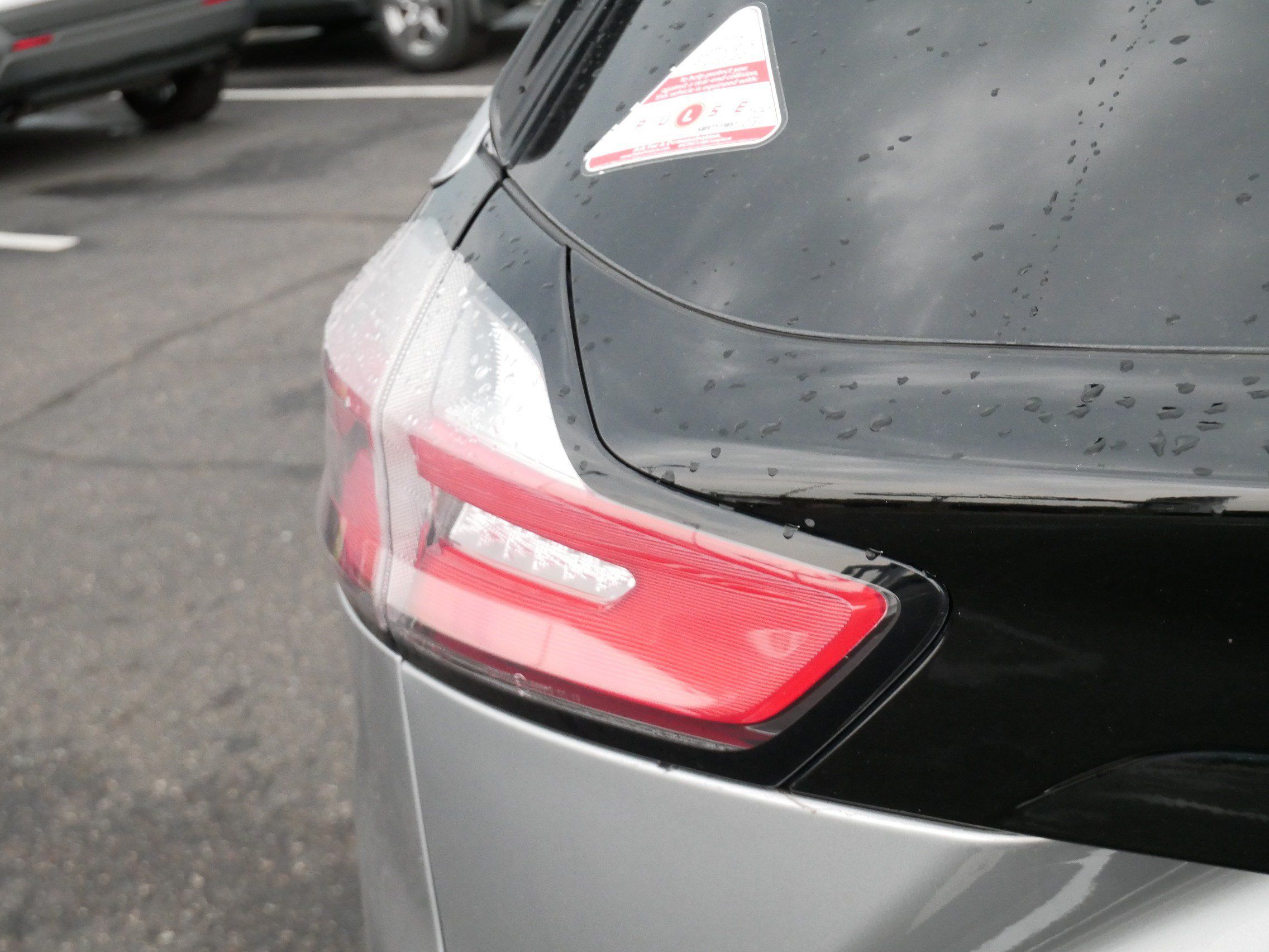 Used 2022 Ford Edge Titanium AWD/4WD image 17