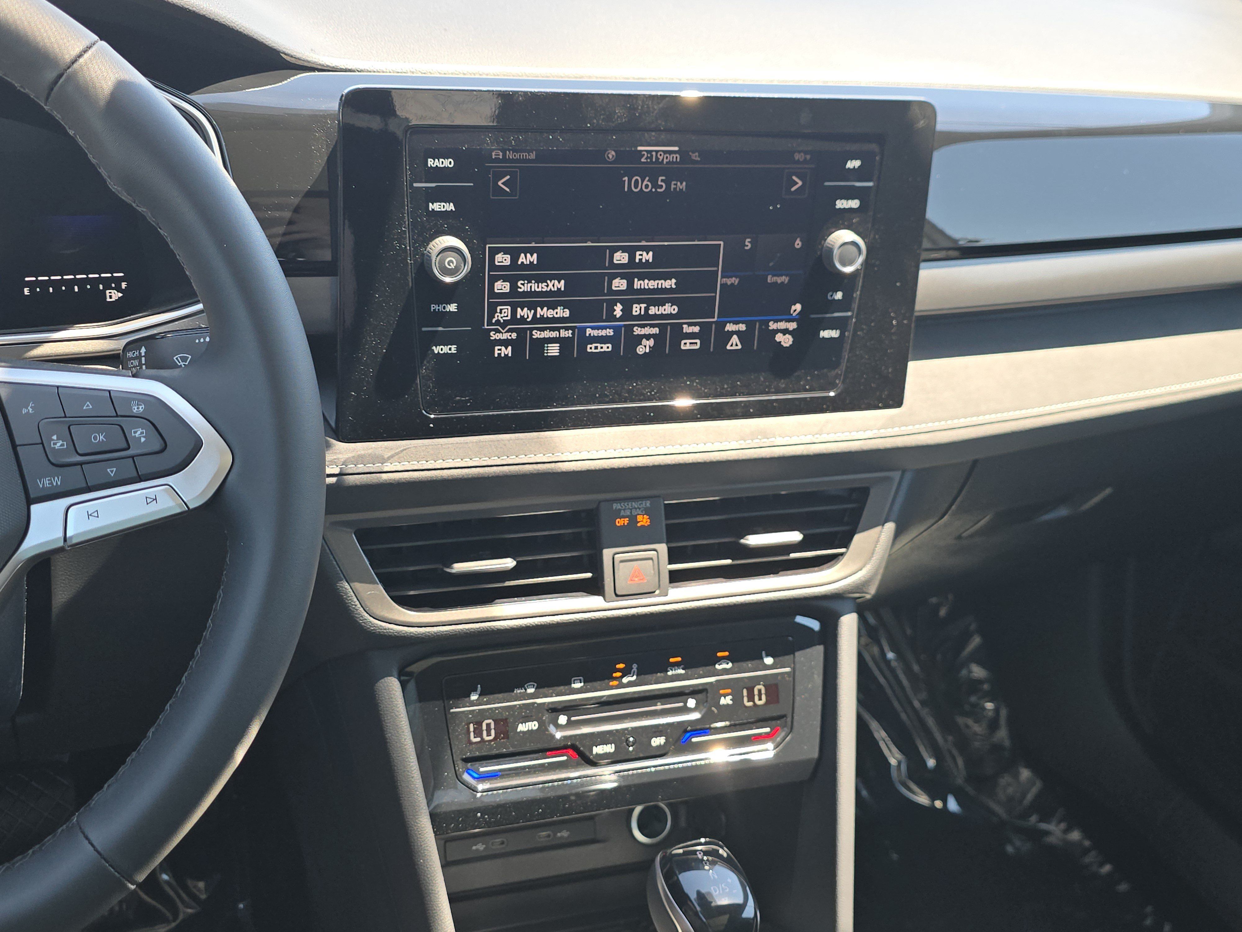 New 2026 Volkswagen Taos SE AWD/4WD image 24