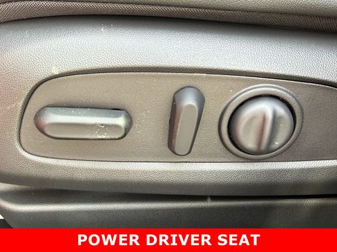 New 2026 Chevrolet Trax RS w/ Sunroof Package image 17