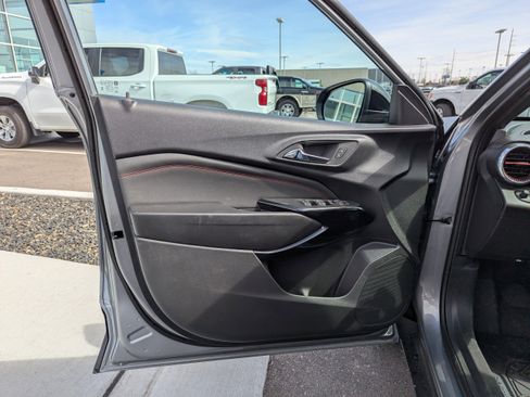 New 2026 Chevrolet Trax RS w/ Driver Confidence Package image 8