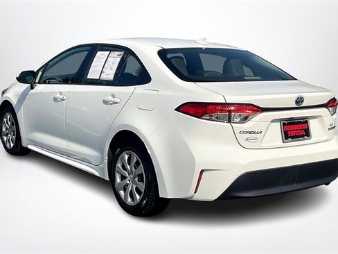 Used 2023 Toyota Corolla LE image 12