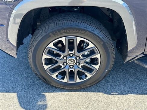 Used 2022 Toyota Tundra Limited image 13