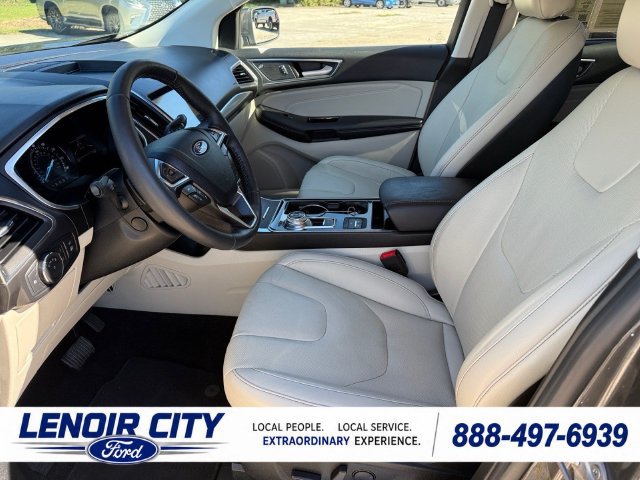 Certified 2020 Ford Edge Titanium w/ Equipment Group 301A AWD/4WD image 10