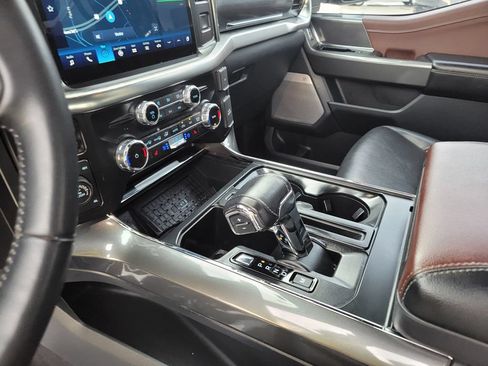 Used 2023 Ford F150 Lariat AWD/4WD image 9