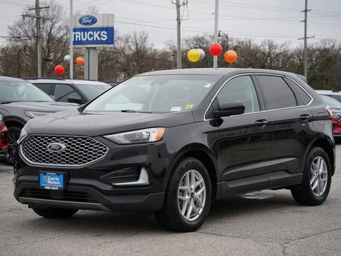 Certified 2024 Ford Edge SEL image 3