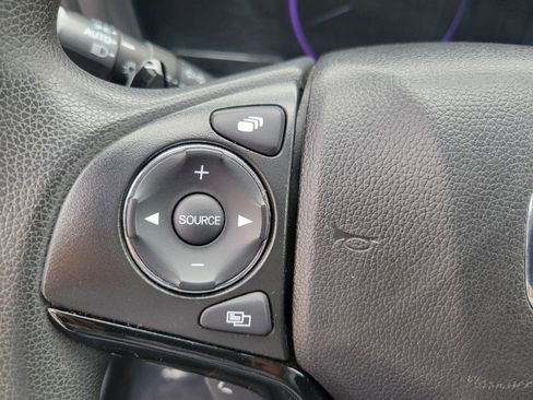 Used 2019 Honda HR-V EX image 26