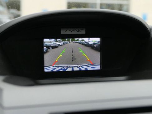 Used 2017 Ford Escape SE image 21