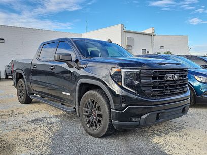Certified 2022 GMC Sierra 1500 Elevation w/ LPO, Elevation Black Package