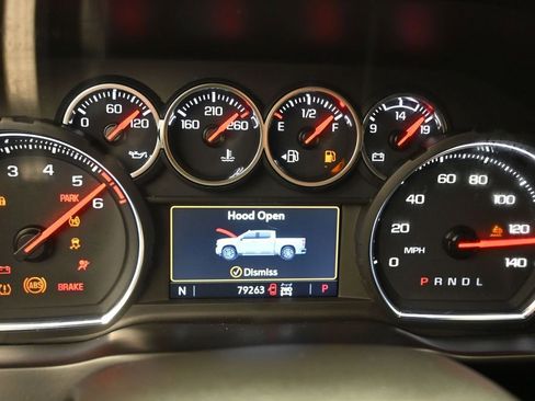 Used 2021 Chevrolet Silverado 1500 RST w/ Safety Package AWD/4WD image 10