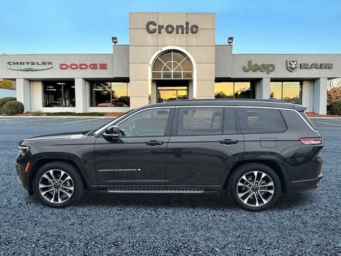 Used 2024 Jeep Grand Cherokee L Overland w/ Advanced Protech Group III image 6