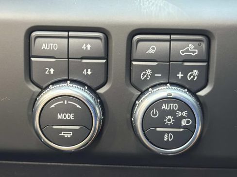 Used 2023 GMC Sierra 1500 AT4X AWD/4WD image 30