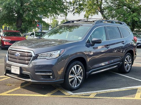 Used 2022 Subaru Ascent Limited w/ Technology Package AWD/4WD image 3