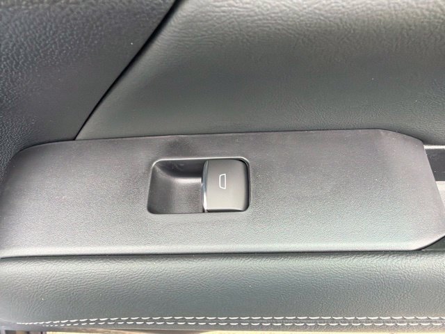 New 2027 GMC Terrain Denali w/ LPO, Floor Liner Package AWD/4WD image 18