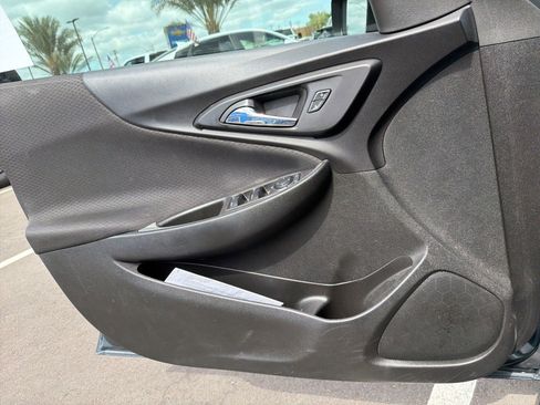 Used 2020 Chevrolet Malibu LS image 12