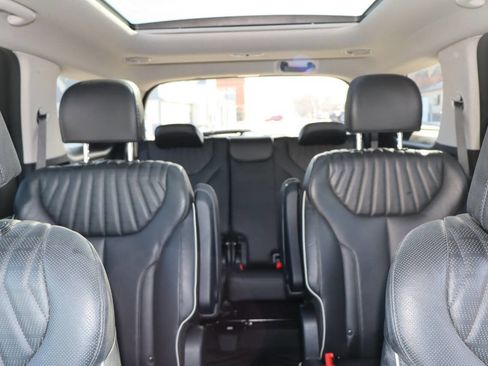 Used 2023 Hyundai Palisade Limited image 6