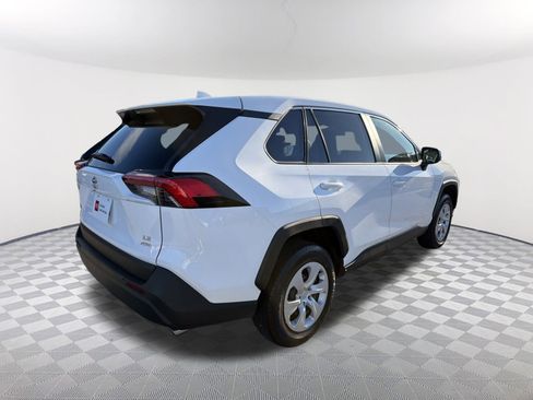Certified 2025 Toyota RAV4 LE image 17