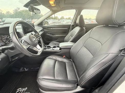 Used 2023 Nissan Altima 2.5 SL AWD/4WD image 16