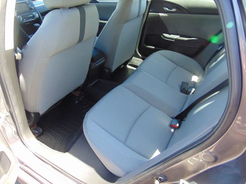 Used 2016 Honda Civic LX image 3