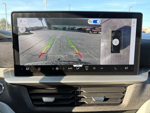 Used 2025 Ford Explorer Platinum w/ Ultimate Package image 37