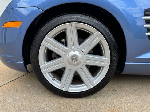 Used 2005 Chrysler Crossfire Limited image 40