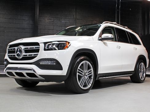 Used 2020 Mercedes-Benz GLS 450 4MATIC image 4